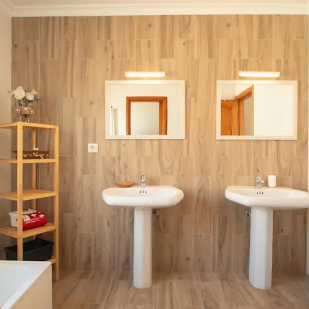 Villa Leonor By Villalia *