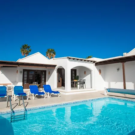 Leonor By Villalia Villa *